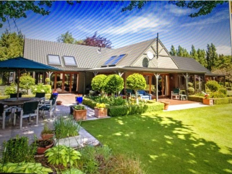 Hotel Rhododendron Garden Christchurch Exterior foto